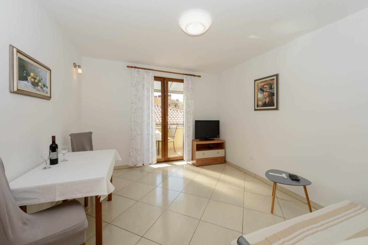 Apartments Milar Rovinj Exterior photo