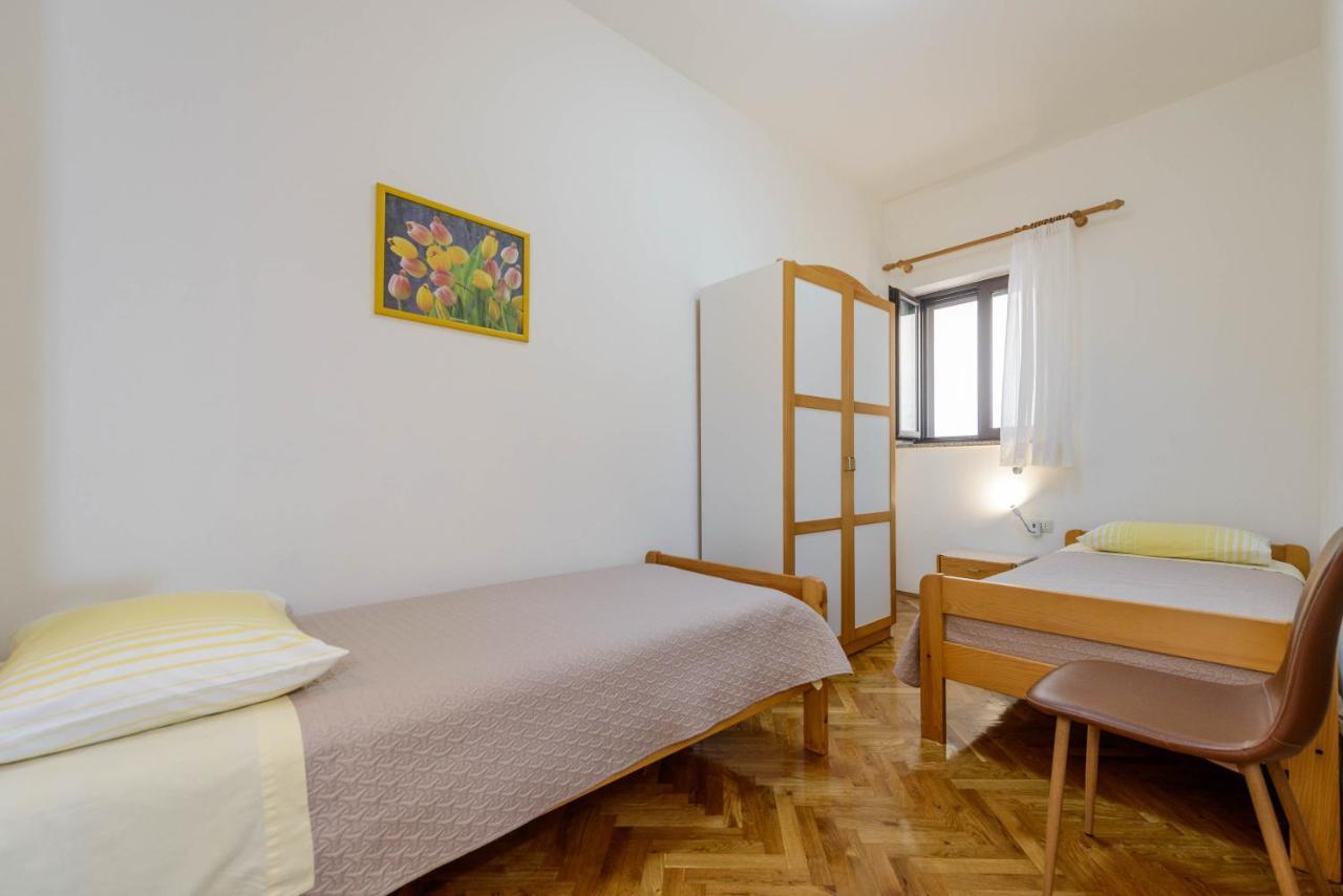 Apartments Milar Rovinj Exterior photo
