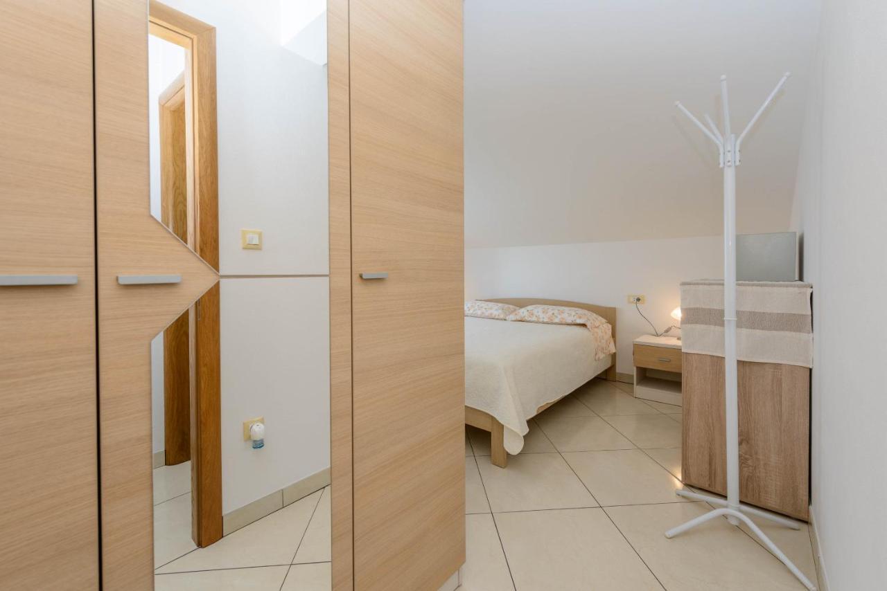 Apartments Milar Rovinj Exterior photo