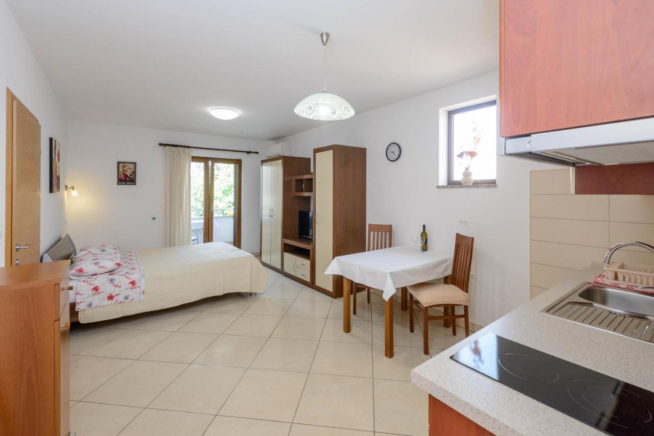Apartments Milar Rovinj Exterior photo