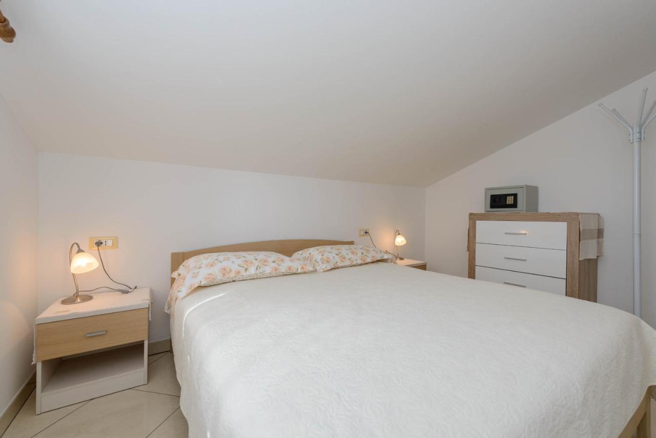 Apartments Milar Rovinj Exterior photo